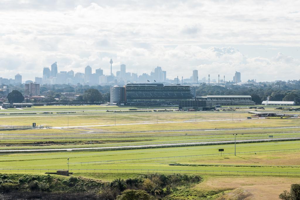 Racecourse Space Pop Up Randwick エクステリア 写真