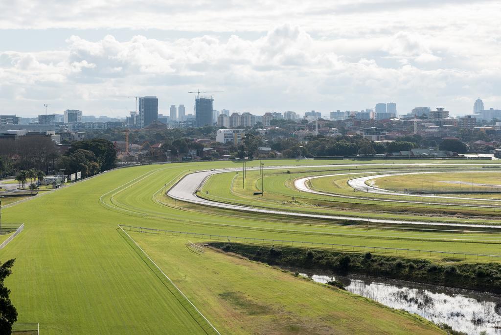Racecourse Space Pop Up Randwick エクステリア 写真